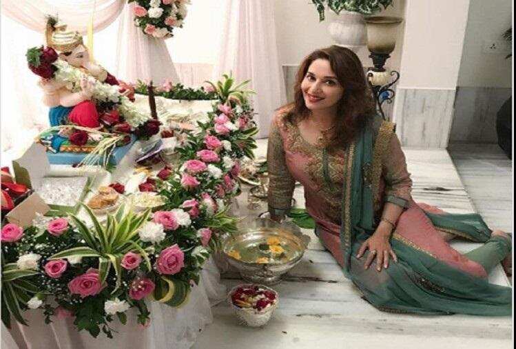 Ganesh Chturthi 2020: पिछले साल इस अंदाज में बॉलीवुड सेलेब्स ने किया था गणपति बप्पा का स्वागत