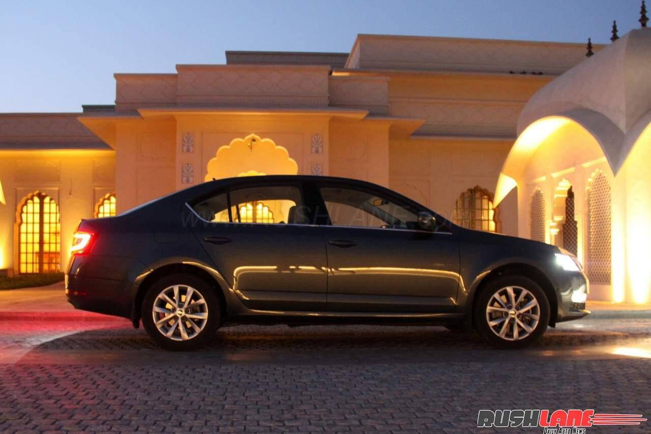 स्कोडा ऑक्टेविया का स्टाइल प्लस ट्रिम वैरिएंट हुआ रिप्लेस