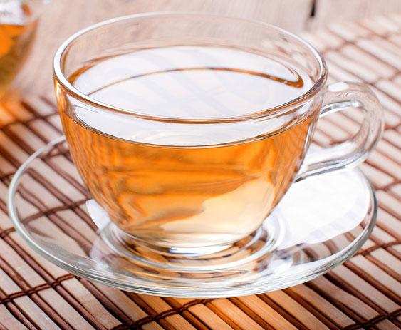 लिवर को बैक्टीरिया और इंफेक्शन से बचाती है ये आयुर्वेदिक चाय, देखे चमत्कारिक फायदे