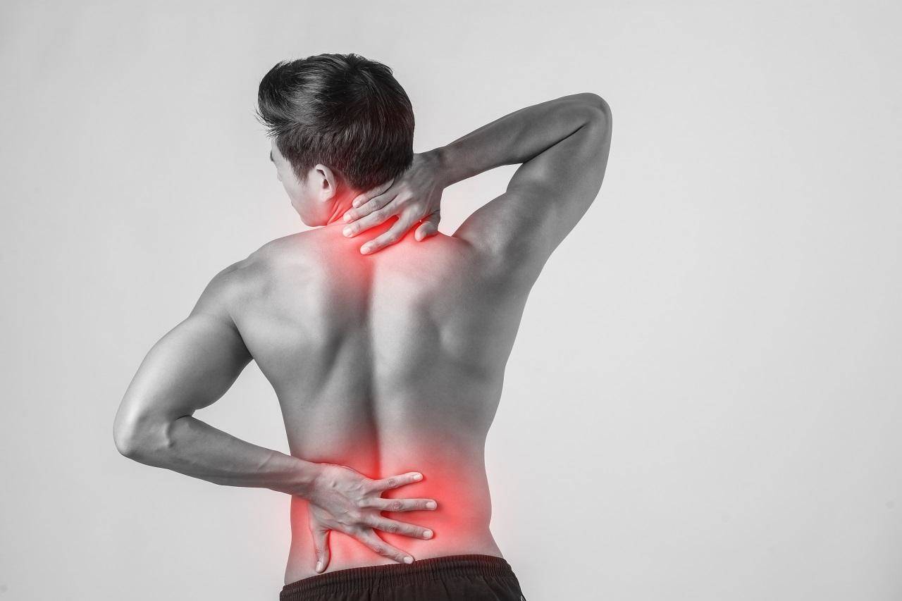 कंधे में दर्द की परेशानी है बढ़ रही तो अपनाए ये तरीके