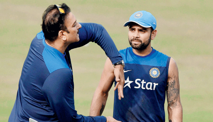 टीम इंडिया के कप्तान विराट कोहली ने कोच शास्त्र को किया  बर्थडे विश