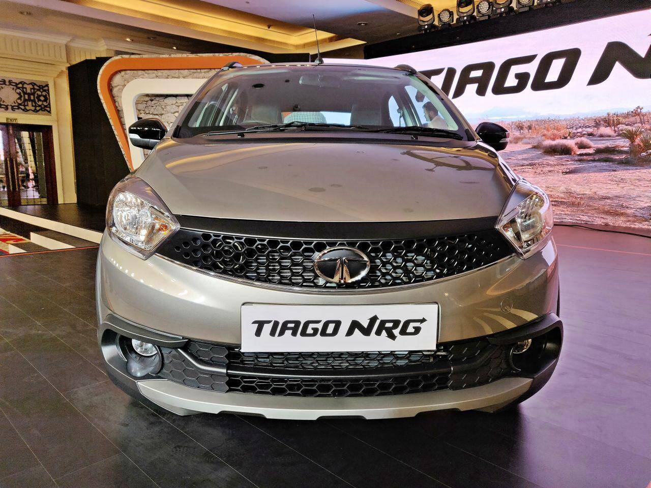 टाटा टियागो एनआरजी का AMT वेरिएंट भारत में हुआ लॉन्च