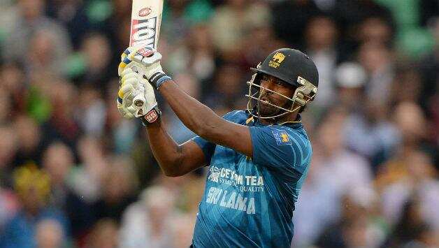 VIDEO: इस श्रीलंकाई बल्लेबाज  ने किया  एक ओवर  में छह छक्के जड़ने का कारनामा