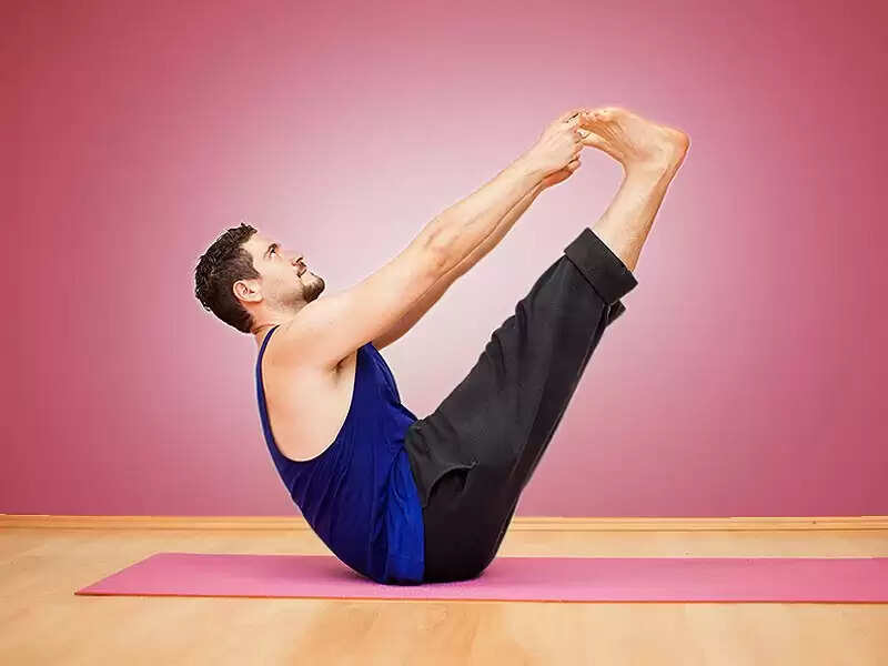 Yoga Tips: नौकासन विधि करने से मिलते है अनेक लाभ