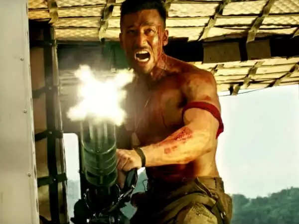 Heropanti 2: Tiger Shroff की फिल्म हीरोपंती 2 में इस सुपरस्टार की हुई धमाकेदार एंट्री