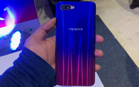 Oppo K1 स्मार्टफोन आज होगा बिक्री के लिए उपलब्ध, जानिये इसके बारे में