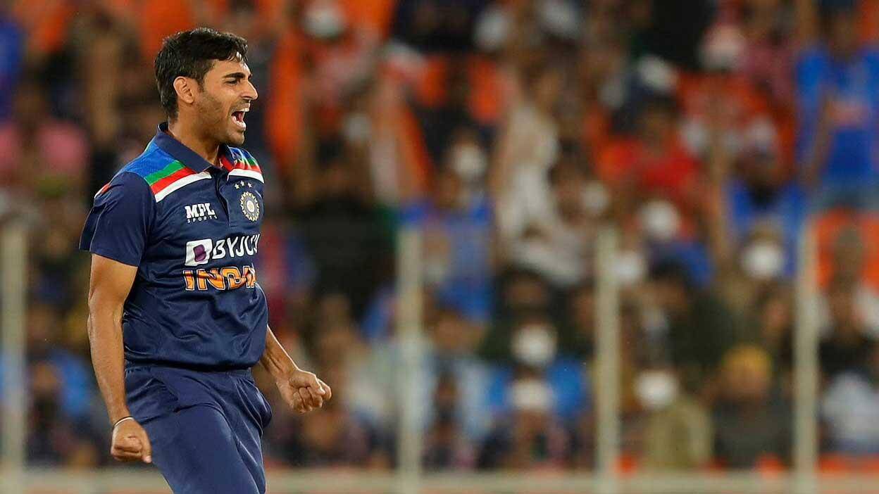 Ind vs Eng: टीम इंडिया के लिए अहम गेंदबाज हैं Bhuvneshwar Kumar, आंकड़े  दे रहे  हैं गवाही