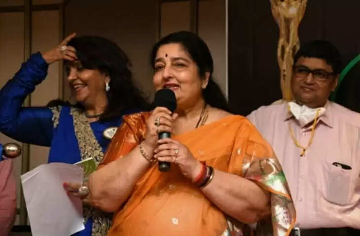 Singer Anuradha Paudwal to join Udit Narayan and Kumar Sanu in Kapil Show