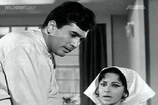 Waheeda Rehman HBD: जब वहीदा रहमान को माना जा रहा था गुरूदत्त की आत्महत्या का कारण, अभिनेत्री ने अमिताभ बच्चन को जड़ा था थप्पड़