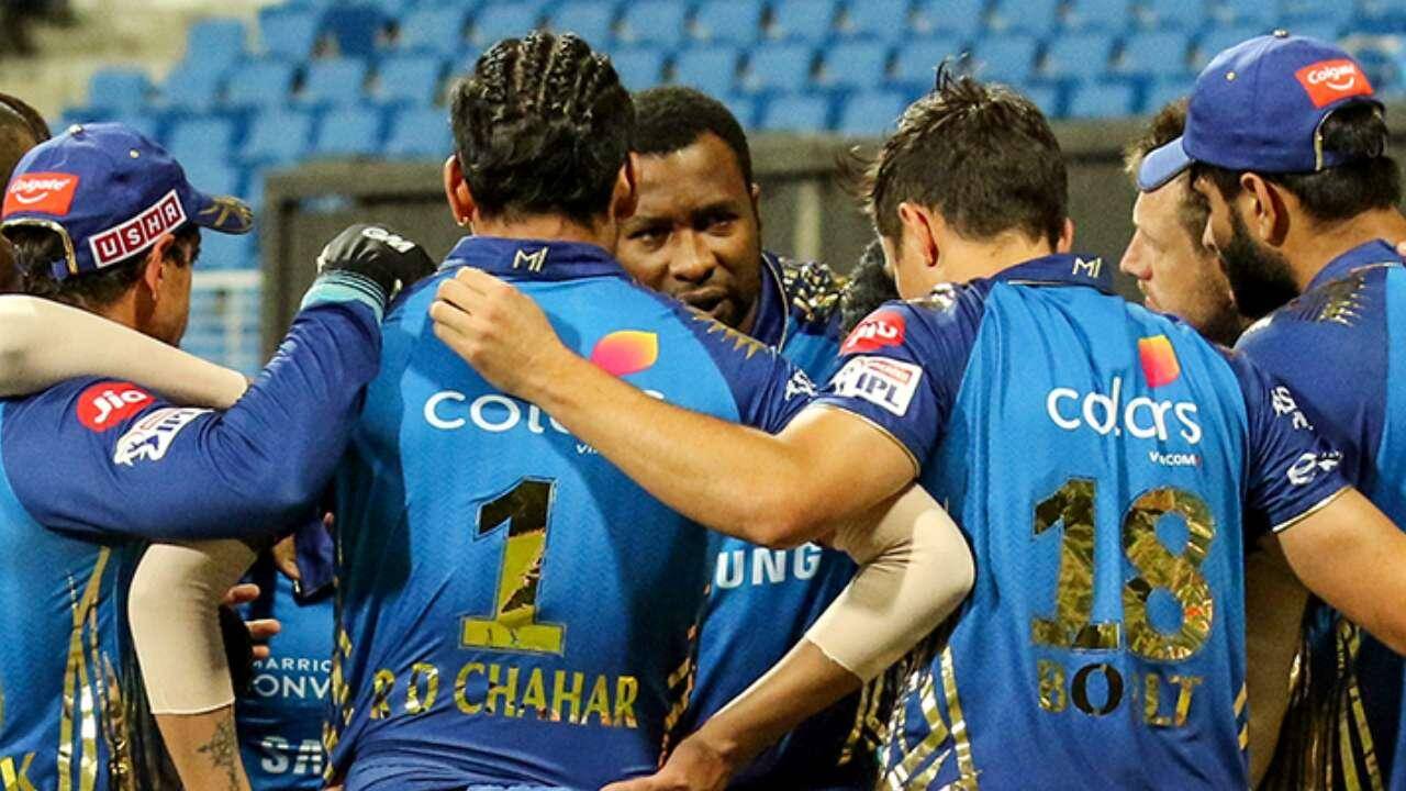 MI vs RCB: पहले ही मैच में एक बार  फिर Mumbai Indians  पर  मंडराया हार का खतरा, सामने आया कारण