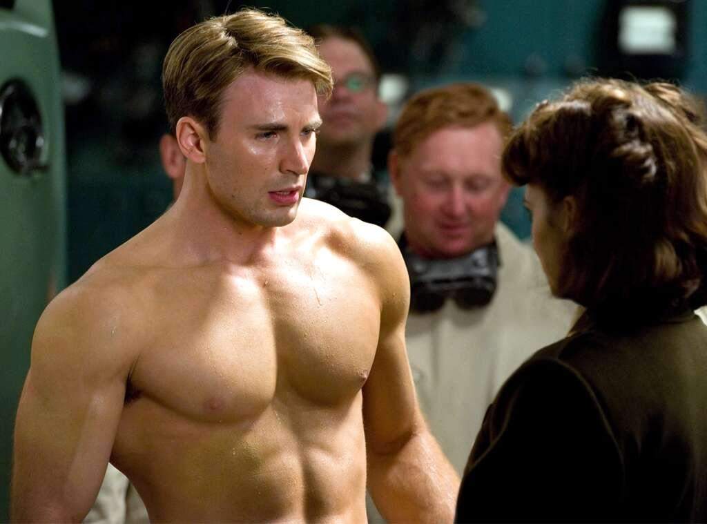 ‘Captain America’ Chris Evans ने गलती से सोशल मीडिया पर शेयर की न्यूड तस्वीर, सोशल मीडिया पर फैंस ने किया सपोर्ट