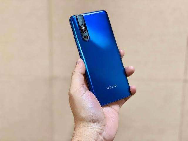 Vivo V15 Pro स्मार्टफोन की कीमत है सिर्फ इतनी कम, स्थाई रूप से हुई क
