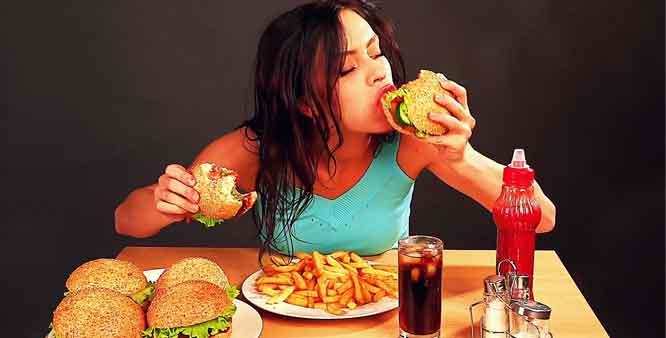 शोध: डिनर में भूलकर भी ना खाएं जंक फूड, बढ सकता है मोटापा और डायबिटीज का खतरा