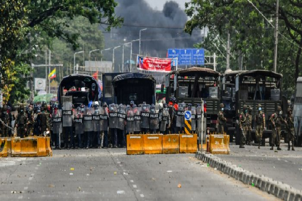 Myanmar Coup Protest: म्यांमार में जुंटा का अत्याचार, गोलीबारी में 38 प्रदर्शनकारियों की मौत…