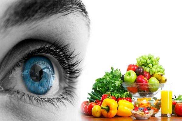 आंखों की समस्याओं को दूर करके नज़र मजबूत करते हैं ये खाद्य पदार्थ
