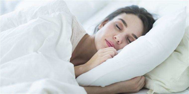 नींद के बाधित होने से भी हो सकती है आपको ये गंभीर बीमारी