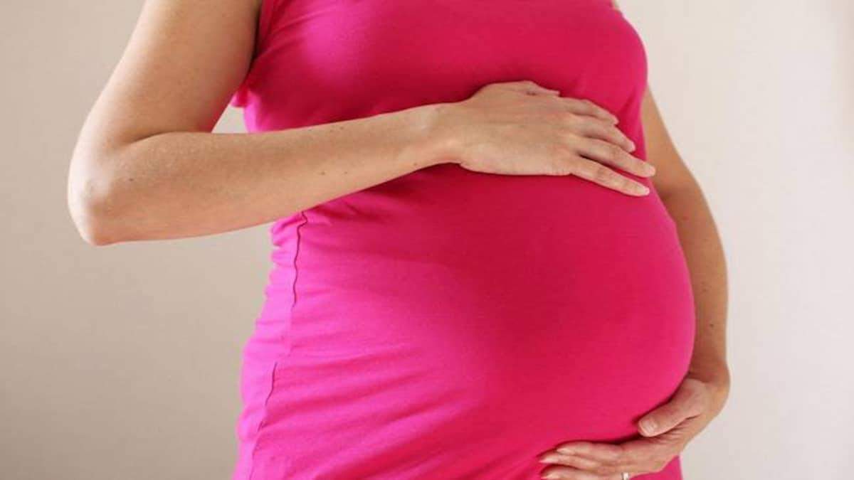 Super Fetation : गर्भवती होने के दौरान, महिला फिर से गर्भवती हो गई, दोनों बच्चों को जन्म दिया