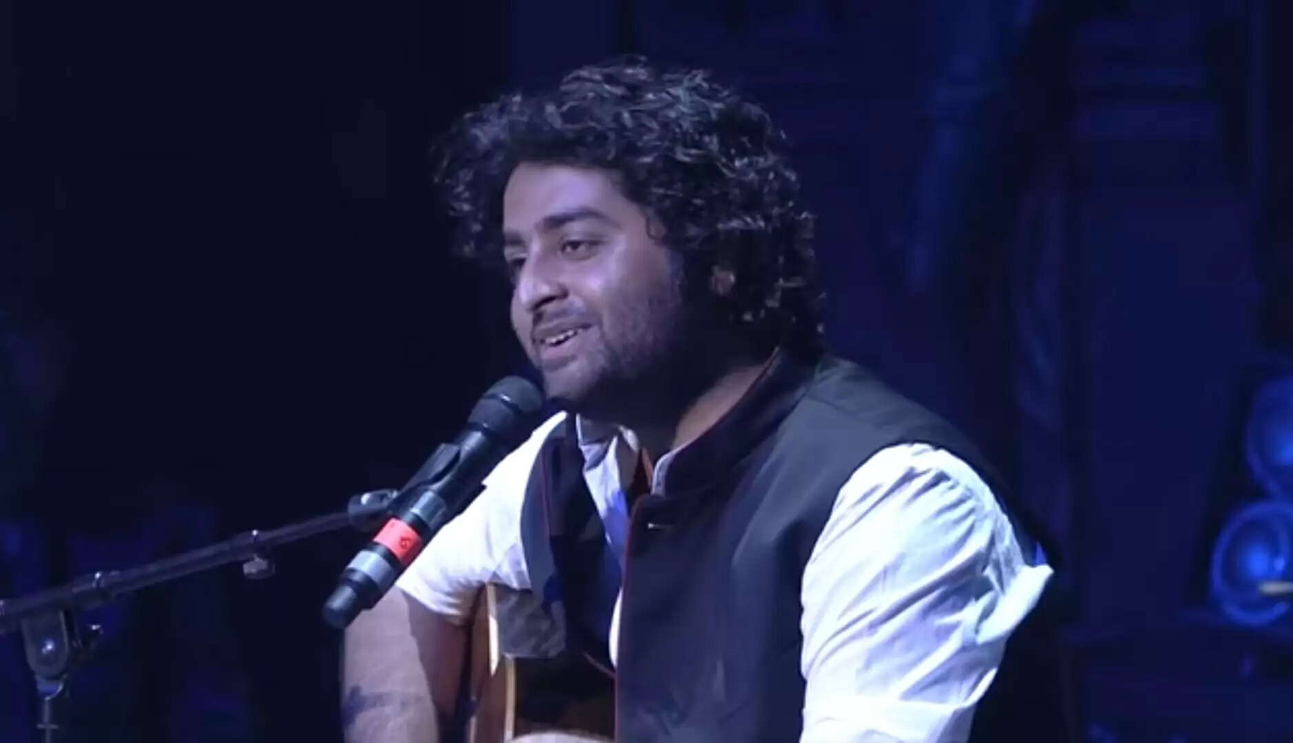 Arijit Singh Mother Dies of Coivd: कोरोना के चलते हुआ अरिजीत सिंह की माँ का निधन