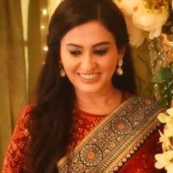 TV Actress: टीवी की इन हसीनाओं ने पर्दे पर निभाया ग्लैमरस सासू मां का किरदार