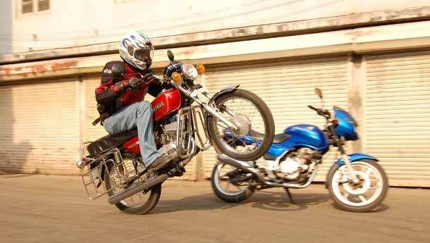 यामाहा की आइकॉनिक आर एक्स 100 बाइक से जुड़े कुछ जरूरी बातें, जो आप नही जानते