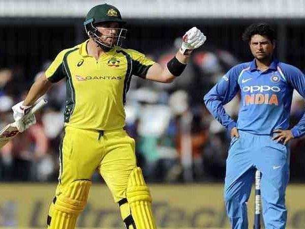 IND vs AUS, 1st T20: आॅस्ट्रेलिया को लगा तीसरा झटका,लिन हुए कुलदीप के शिकार