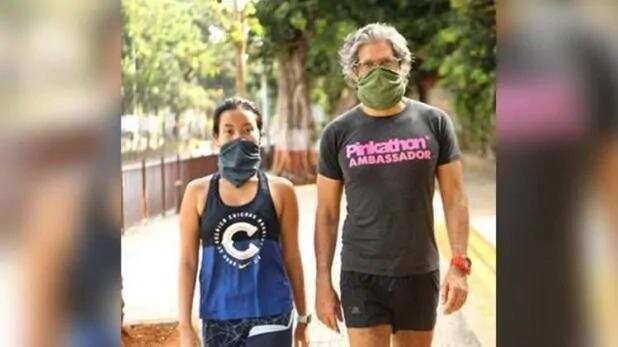 Milind Soman: सोशल मीडिया पर मिलिंद सोमन ने पत्नी के साथ शेयर किया वोल्ड वीडियो, वायरल