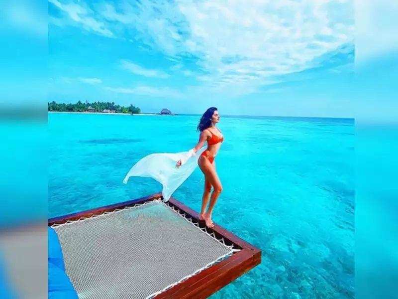 Tara Sutaria: मालदीव में बॉयफ्रेंड आदर जैन के साथ तारा सुतारिया से सेलिब्रेट किया अपना बर्थडे