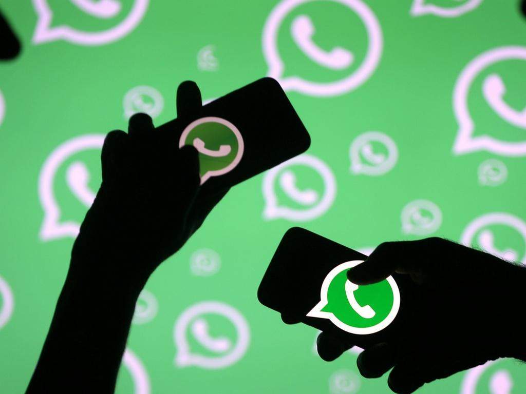 आईफोन्स के लिए जल्द मिलेगा डार्क मोड के साथ WhatsApp का नया अपडेट 
