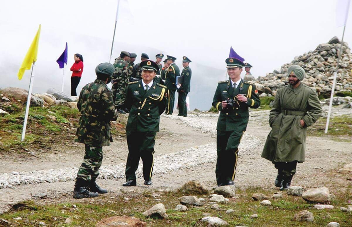 लद्दाख के बाद चीन की नई साजिश, अरुणाचल की सीमा पर सैनिकों की बढ़ाई तैनाती
