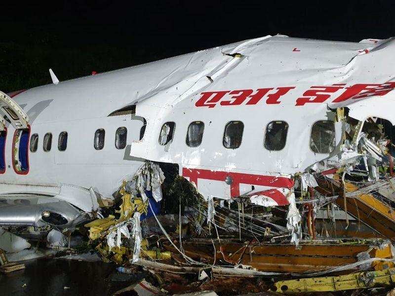 केरल में एयर इंडिया विमान हादसे पर सचिन तेंदुलकर से लेकर विराट कोहली  तक  ने जताया दुख