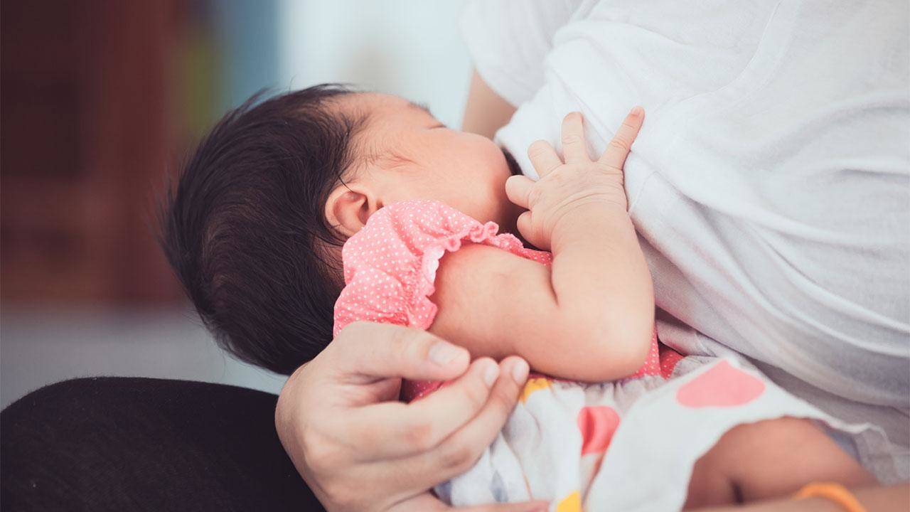 Breastfeeding : स्तनपान महिलाओं में दिल की बीमारियों को रोक सकता है, जानिए कैसे