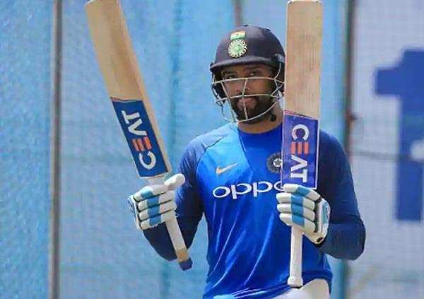 AUS VS IND:रोहित शर्मा ने खुद किया खुलासा, बताया क्यों नहीं ODI और T20 टीम  में जगह