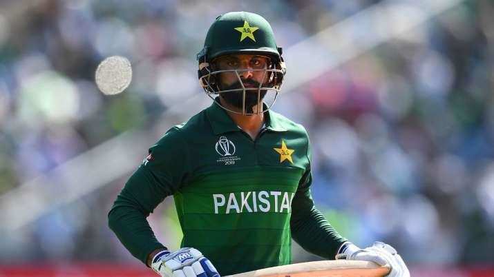 इंग्लैंड दौरे पर पाकिस्तानी ऑलराउंडर मोहम्मद हफीज ने तोड़ा कोरोना नियम