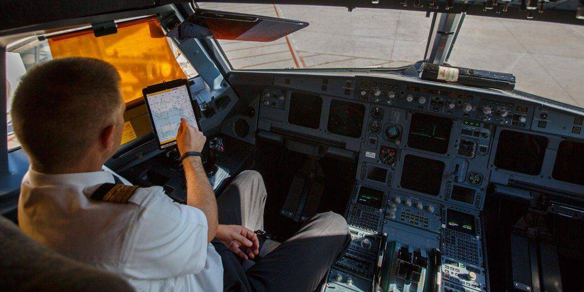 डिप्रेशन के शिकार हैं ज्यादातर पायलट, नौकरी के डर से रहते हैं ख़ामोश
