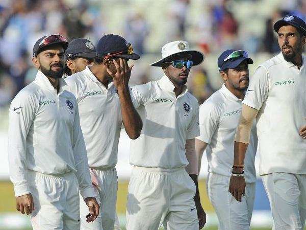 इंग्लैंड में टीम इंडिया के बुरे हाल पर पाकिस्तान के खिलाड़ियों का भी मुहं खुला