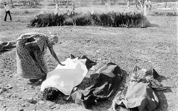 Bhopal Gas Tragedy: 36 साल बाद भी भोपाल त्रासदी के जख्म हरे, हजारों लोगों ने गंवाई थी जान…