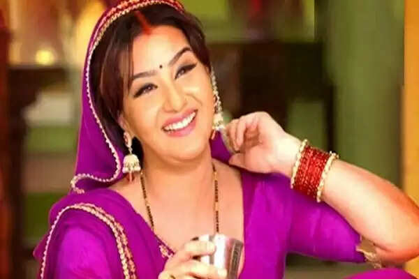Shilpa Shinde के भाभी जी घर पर हैं शो छोड़ने के बाद गिरने लगी थी शो की टीआरपी