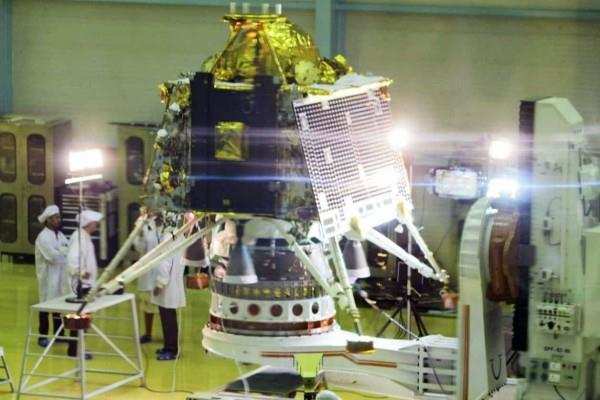 15 जुलाई को चंद्रयान—2 लॉन्च करेगा, इसरो