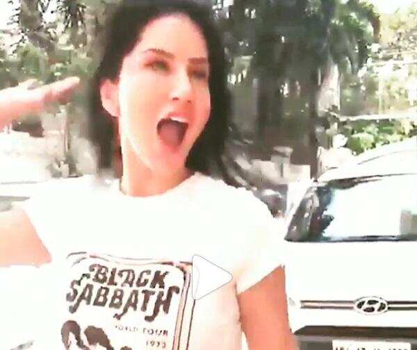 अजय देवगन के इस विज्ञापन पर सनी लियोन ने किया बेहद फनी डांस