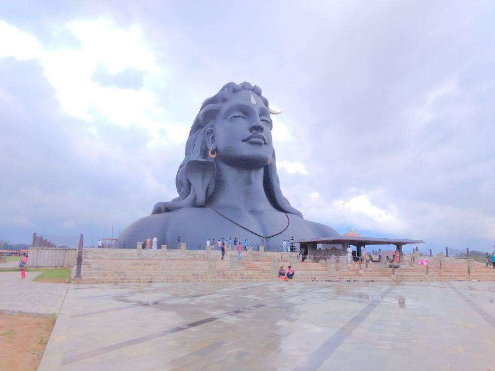 भारत में बन रही है सबसे बड़ी शिव प्रतिमा जिसकी ऊंचाई जानकर हो जाओगे हैरान