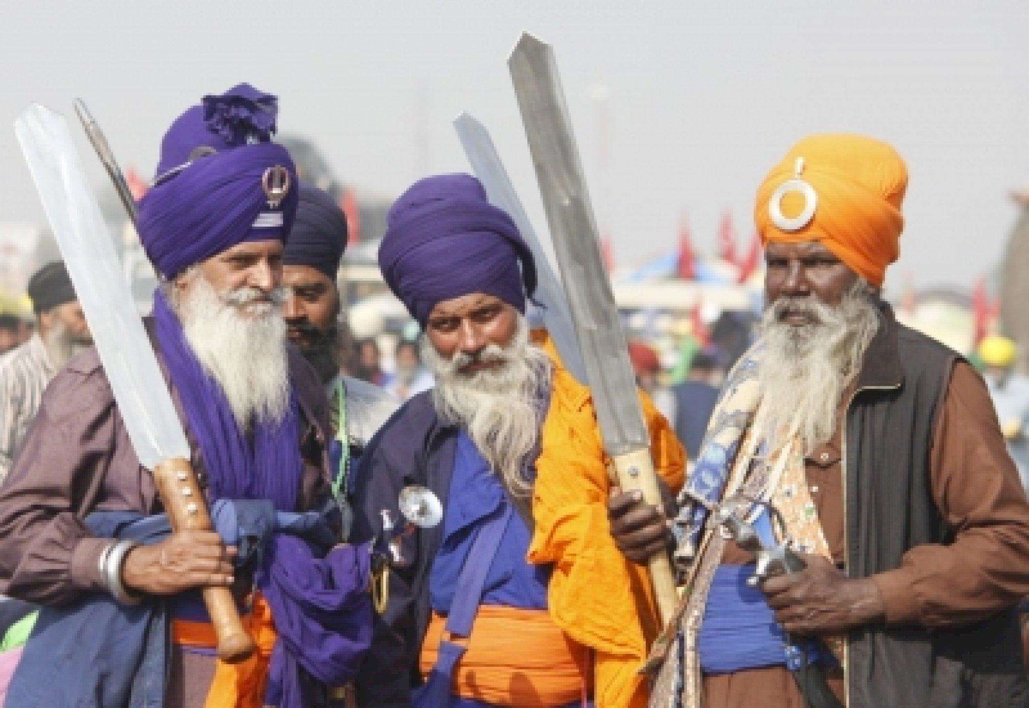प्रदर्शनकारी किसानों ने Guru Nanak Jayanti पर कीर्तन सुने