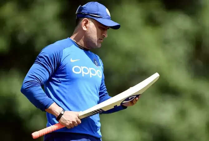 Mahendra Singh Dhoni Might Not Be Selected in South Africa Squad