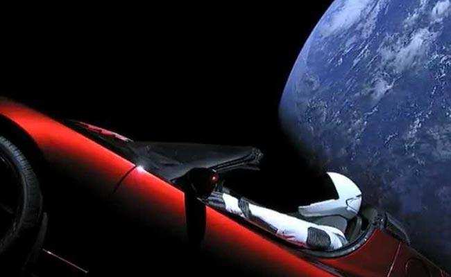 तो अंतरिक्ष में भेजी गई कार इस तरह से भटक गई आपना रास्ता