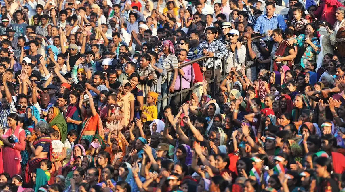 Indian Population:साल 2027 तक सबसे अधिक आबादी वाला देश बन जाएगा भारत