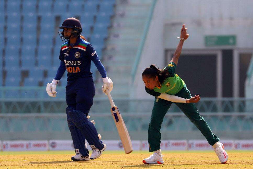 IND W vs SA W:झूलन गोस्वामी का घातक प्रदर्शन, भारत ने दक्षिण अफ्रीका को हराया
