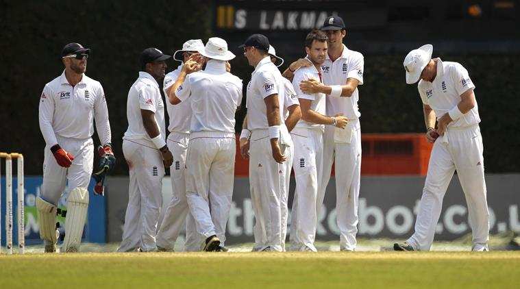 ENGvPAK 1st Test: दूसरे दिन  पाकिस्तान ने इंग्लैंड पर बनाया दबाव, मेजबान टीम का स्कोर 92-4