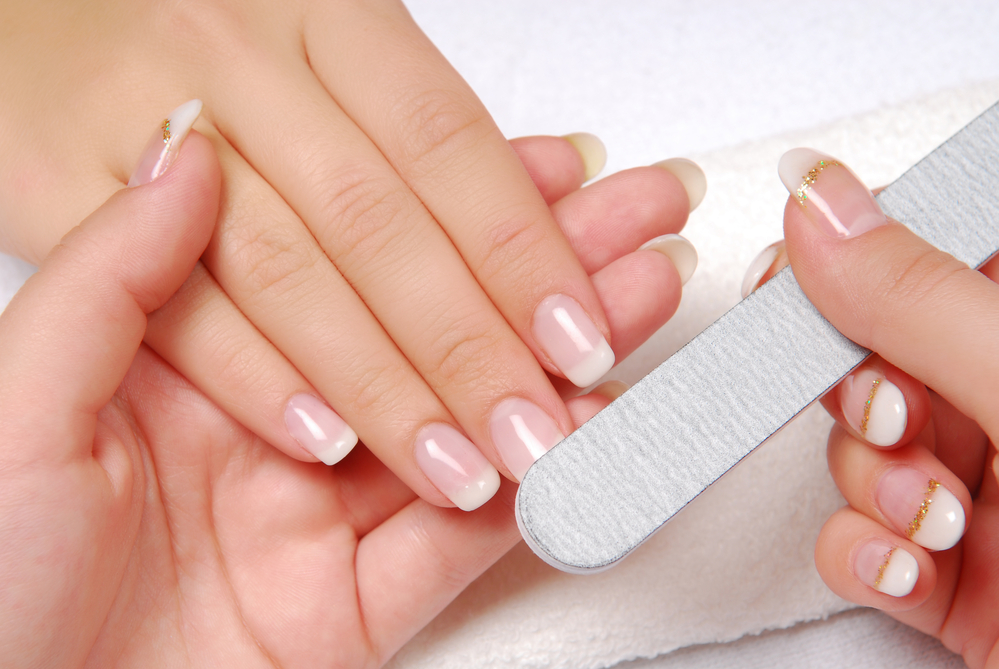 Nail Care: नाखून की देखभाल और सुंदरता को कैसे बनाएं रखें