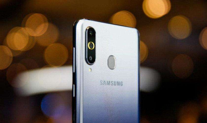 Samsung Galaxy A30 स्मार्टफोन के स्पेसिफिकेशन लीक में सामने आये