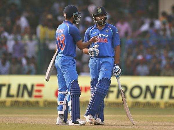 IND vs AUS, 1st T20: आॅस्ट्रेलिया को लगा तीसरा झटका,लिन हुए कुलदीप के शिकार