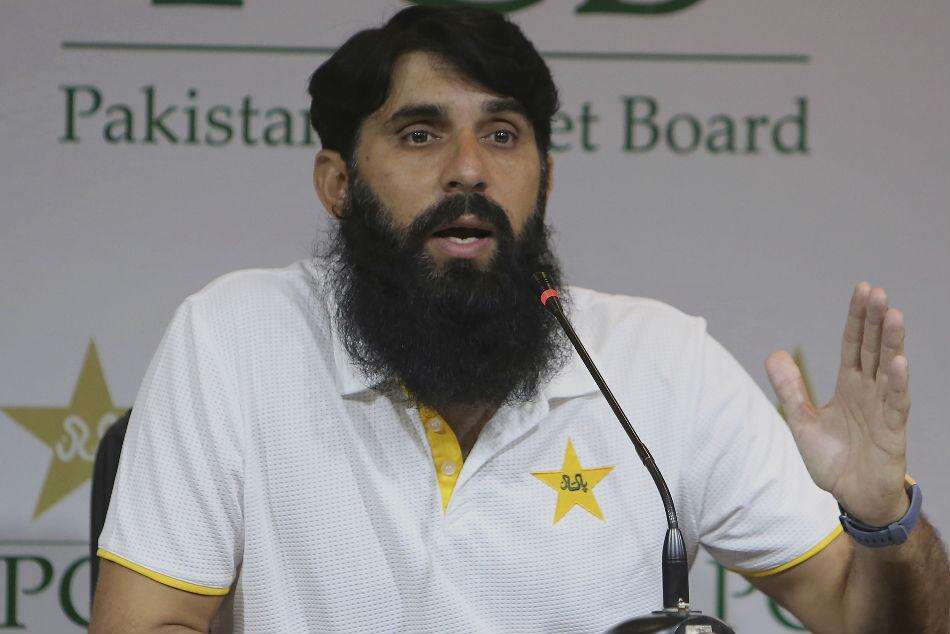 PAK vs SA: दूसरे  टेस्ट मैच से पहले Misbah Ul Haq ने  पाकिस्तान टीम को दी बड़ी चेतावनी , कही ये बात